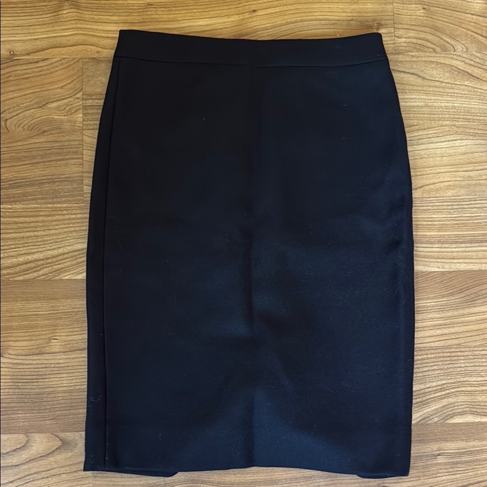 J Crew 2 Pencil skirt in double-serge wool